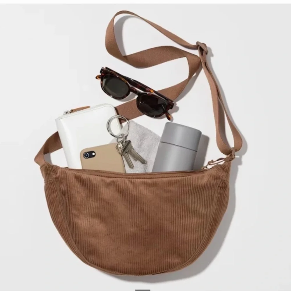 Uniqlo | Bag | Round Mini Shoulder Bag | Dark Brown